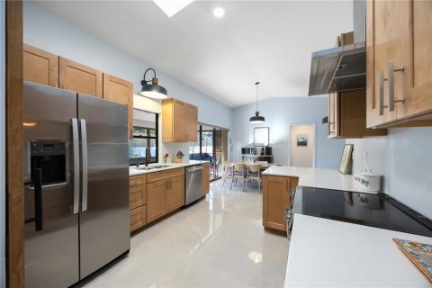 Villa ou maison à vendre à Port Charlotte, Floride: 2 chambres, 138.98 m2 № 2232006 - photo 17