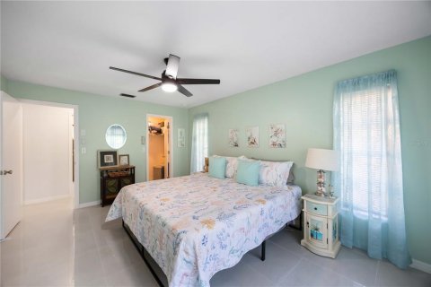 Villa ou maison à vendre à Port Charlotte, Floride: 2 chambres, 138.98 m2 № 2232006 - photo 30