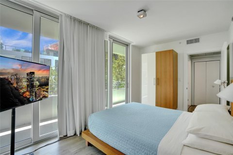 Condo in Miami Beach, Florida, 1 bedroom  № 1860992 - photo 14