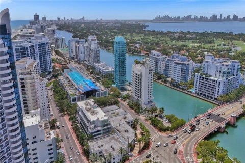 Condo in Miami Beach, Florida, 1 bedroom  № 1860992 - photo 27