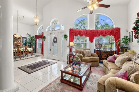 House in Palm Coast, Florida 4 bedrooms, 267.09 sq.m. № 1854385 - photo 10
