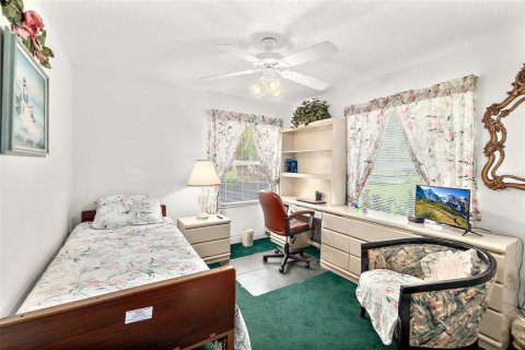 House in Palm Coast, Florida 4 bedrooms, 267.09 sq.m. № 1854385 - photo 13