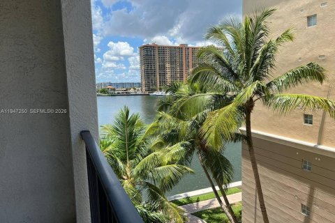Condo à Sunny Isles Beach, Floride, 1 chambre  № 2003318