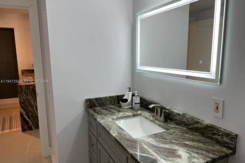 Copropriété à louer à Sunny Isles Beach, Floride: 1 chambre, 66.43 m2 № 2003318 - photo 15