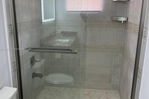 Copropriété à louer à Sunny Isles Beach, Floride: 1 chambre, 66.43 m2 № 2003318 - photo 17