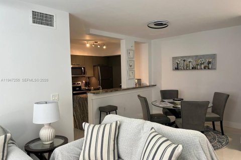 Copropriété à louer à Sunny Isles Beach, Floride: 1 chambre, 66.43 m2 № 2003318 - photo 6