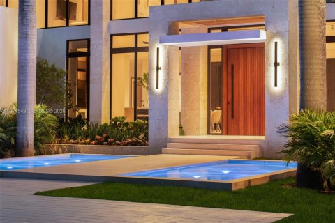 Casa en venta en Pinecrest, Florida, 8 dormitorios, 873.84 m2 № 2032856 - foto 4