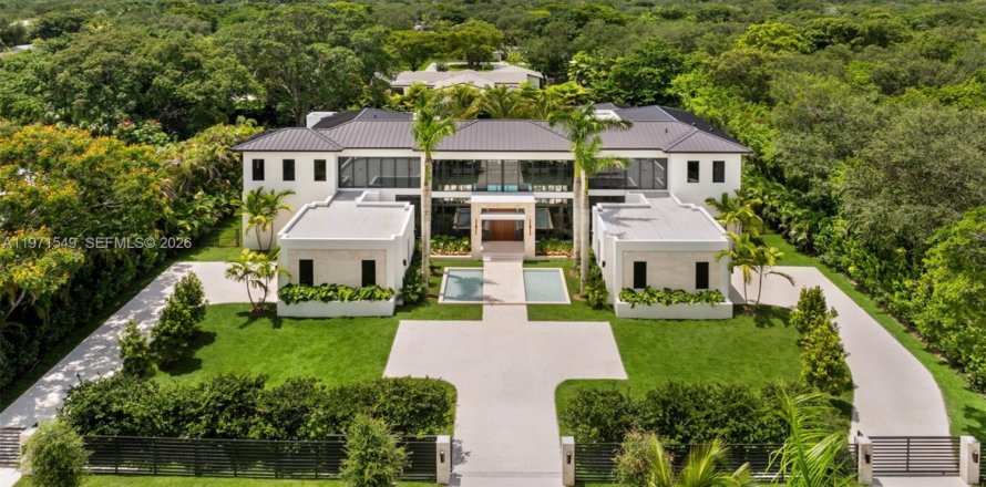 Casa en Pinecrest, Florida 8 dormitorios, 873.84 m2 № 2032856