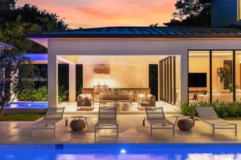 Casa en venta en Pinecrest, Florida, 8 dormitorios, 873.84 m2 № 2032856 - foto 5