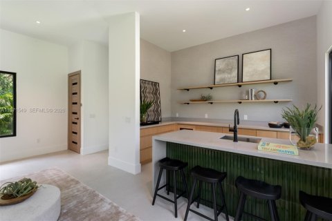 Casa en venta en Pinecrest, Florida, 8 dormitorios, 873.84 m2 № 2032856 - foto 17