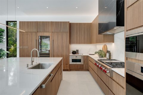 Casa en venta en Pinecrest, Florida, 8 dormitorios, 873.84 m2 № 2032856 - foto 13