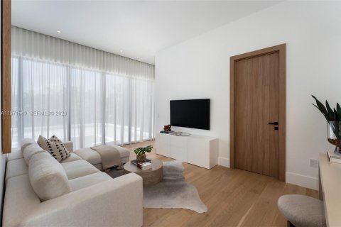 Casa en venta en Pinecrest, Florida, 8 dormitorios, 873.84 m2 № 2032856 - foto 25