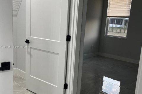 Снять в аренду виллу или дом в Себринг, Флорида 3 спальни, № 2030311 - фото 13