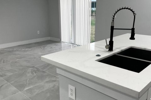 Снять в аренду виллу или дом в Себринг, Флорида 3 спальни, № 2030311 - фото 17