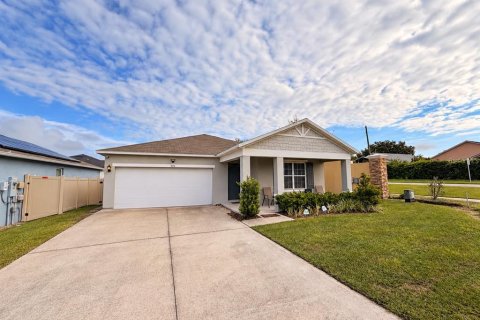 Villa ou maison à Davenport, Floride 4 chambres, 153.94 m2 № 2387631
