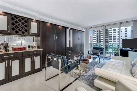 Copropriété à vendre à Hollywood, Floride: 1 chambre, 77.57 m2 № 2008088 - photo 6