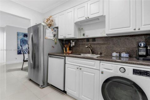 Copropriété à vendre à Hollywood, Floride: 1 chambre, 77.57 m2 № 2008088 - photo 14