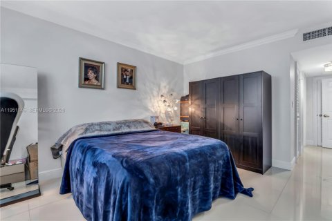 Copropriété à vendre à Hollywood, Floride: 1 chambre, 77.57 m2 № 2008088 - photo 16