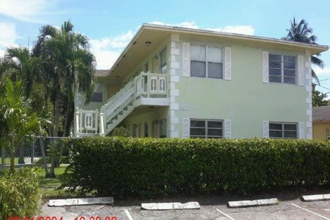 Commercial property in Fort Lauderdale, Florida 346.62 sq.m. № 2378642