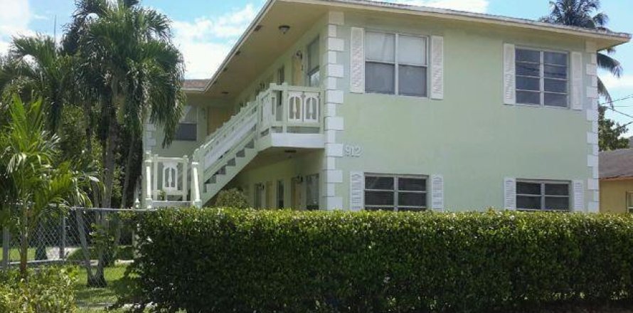 Commercial property in Fort Lauderdale, Florida 346.62 sq.m. № 2378642