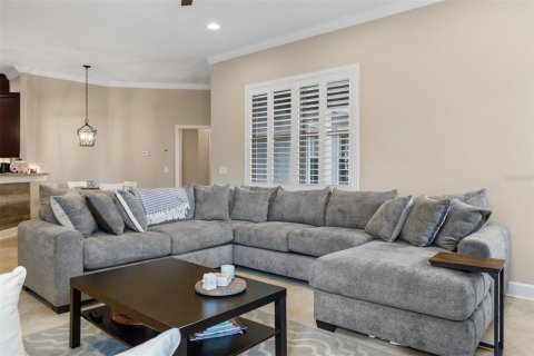 House in Riverview, Florida 4 bedrooms, 277.96 sq.m. № 2396685 - photo 13