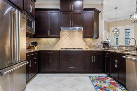 House in Riverview, Florida 4 bedrooms, 277.96 sq.m. № 2396685 - photo 9