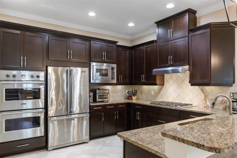 House in Riverview, Florida 4 bedrooms, 277.96 sq.m. № 2396685 - photo 6