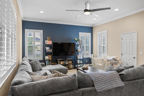 House in Riverview, Florida 4 bedrooms, 277.96 sq.m. № 2396685 - photo 11