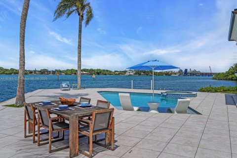 Casa en venta en Jupiter, Florida, 3 dormitorios, 268.12 m2 № 1845758 - foto 21