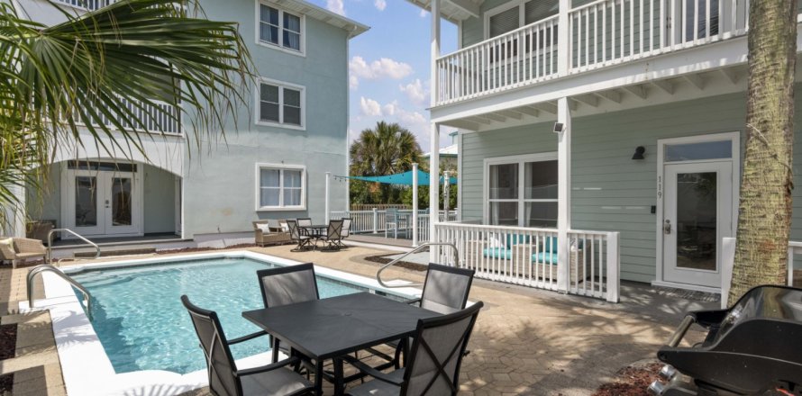 House in Panama City Beach, Florida 8 bedrooms, 358.97 sq.m. № 560944