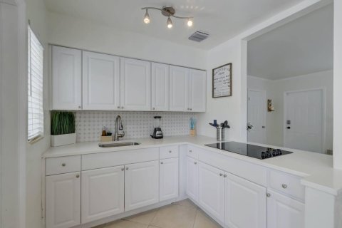 Appartement à louer à Fort Lauderdale, Floride: 2 chambres, 92.9 m2 № 2084826 - photo 8