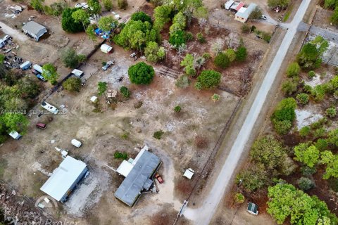 Купить земельный участок в Клуистон, Флорида № 2031093 - фото 6