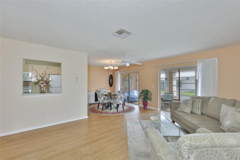 Copropriété à vendre à Sun City Center, Floride: 2 chambres, 108.51 m2 № 2196864 - photo 7