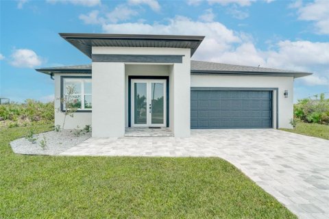 House in Rotonda, Florida 3 bedrooms, 175.96 sq.m. № 2209026 - photo 10