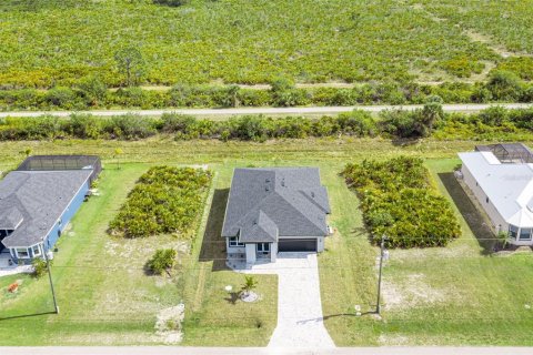 Villa ou maison à Rotonda, Floride 3 chambres, 175.96 m2 № 2209026