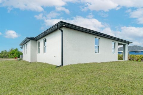 House in Rotonda, Florida 3 bedrooms, 175.96 sq.m. № 2209026 - photo 9