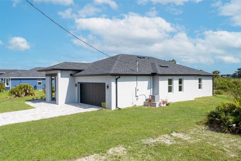 House in Rotonda, Florida 3 bedrooms, 175.96 sq.m. № 2209026 - photo 6