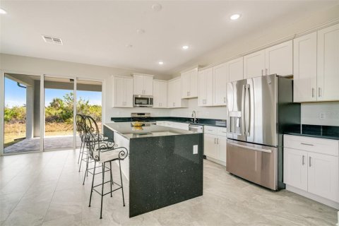 House in Rotonda, Florida 3 bedrooms, 175.96 sq.m. № 2209026 - photo 16