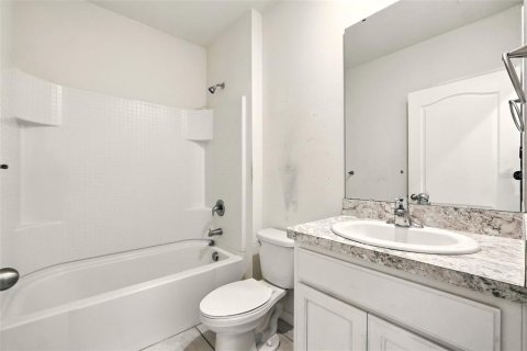House in Haines City, Florida 3 bedrooms, 160.26 sq.m. № 1870757 - photo 26