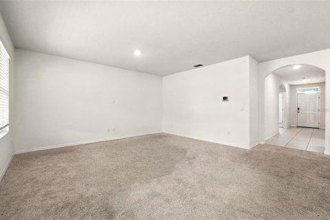 House in Haines City, Florida 3 bedrooms, 160.26 sq.m. № 1870757 - photo 7