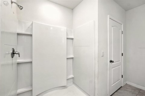 House in Haines City, Florida 3 bedrooms, 160.26 sq.m. № 1870757 - photo 23