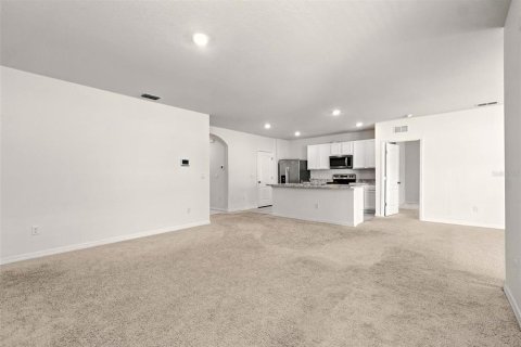 House in Haines City, Florida 3 bedrooms, 160.26 sq.m. № 1870757 - photo 8
