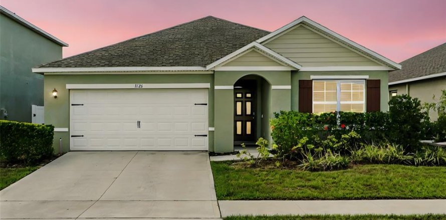 House in Haines City, Florida 3 bedrooms, 160.26 sq.m. № 1870757