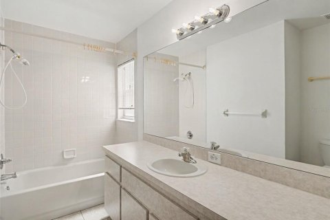 Купить виллу или дом в Ривервью, Флорида 3 комнаты, 127.83м2, № 2396623 - фото 18
