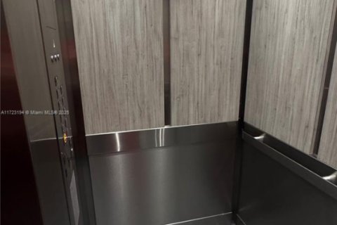 Copropriété à vendre à Hallandale Beach, Floride: 1 chambre, 62.43 m2 № 1985343 - photo 23