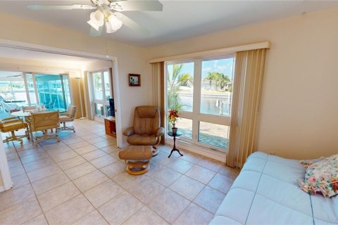 Villa ou maison à vendre à Punta Gorda, Floride: 3 chambres, 188.22 m2 № 1534233 - photo 22