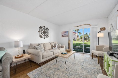 Condominio en venta en Ormond Beach, Florida, 2 dormitorios, 88.44 m2 № 1442938 - foto 12