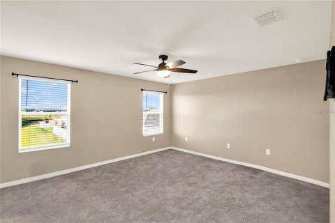 House in Winter Haven, Florida 5 bedrooms, 205.78 sq.m. № 1765330 - photo 19