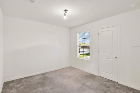 House in Winter Haven, Florida 5 bedrooms, 205.78 sq.m. № 1765330 - photo 28