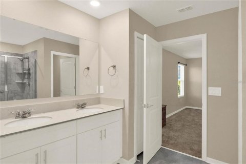 House in Winter Haven, Florida 5 bedrooms, 205.78 sq.m. № 1765330 - photo 30